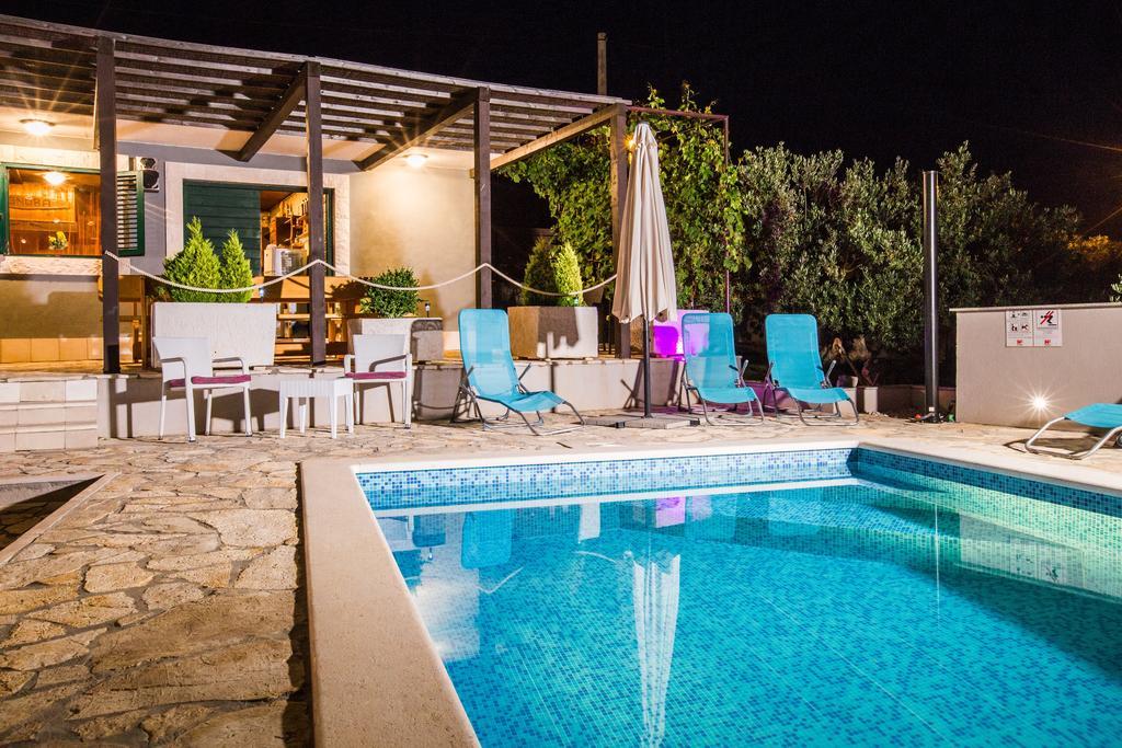 Holiday Home Gabi Rogoznica  Extérieur photo